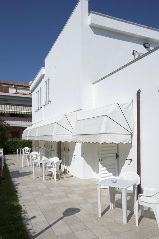 Hotel Vila Bahia Numana Bagian luar foto
